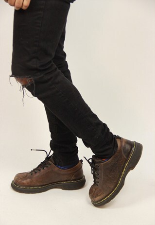 VINTAGE DR MARTENS LEATHER SHOES