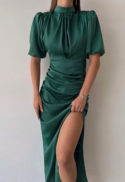 Amanda Ruched Halterneck Dress in Green