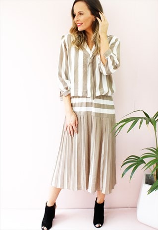 VINTAGE 80'S BEIGE STRIPED PLEATED MIDI DRESS