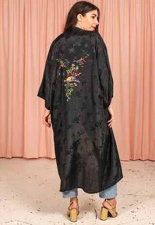 VINTAGE 80S KIMONO WITH DRAGON EMBROIDERY