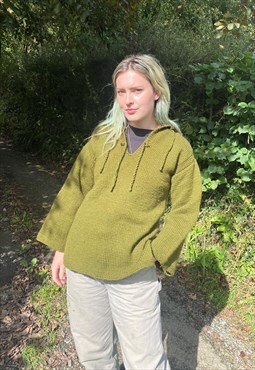 Vintage Size L Chunky Knitted Hooded Wool Jumper in Green