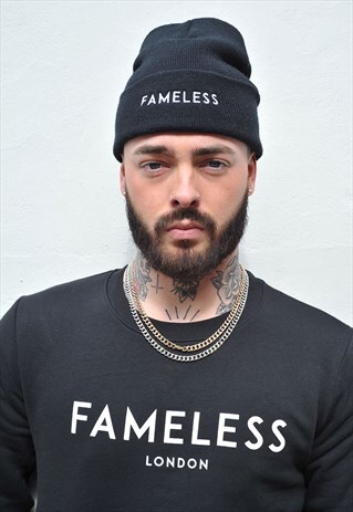 CAPITAL BLACK BEANIE
