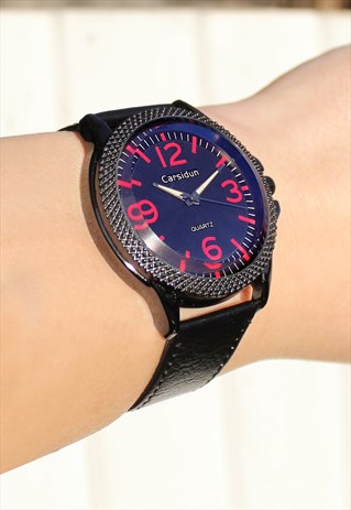 CLASSIC BLACK WATCH WITH TINT