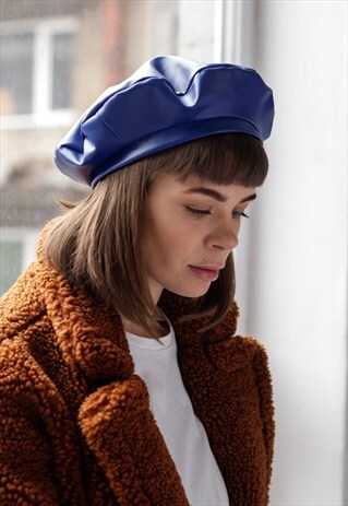 BLUE FAUX LEATHER BERET HAT