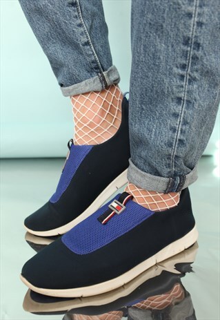 VINTAGE 90'S TOMMY HILFIGER TRAINERS