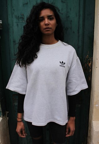 VINTAGE ADIDAS SHORTSLEEVES SWEAT-SHIRT