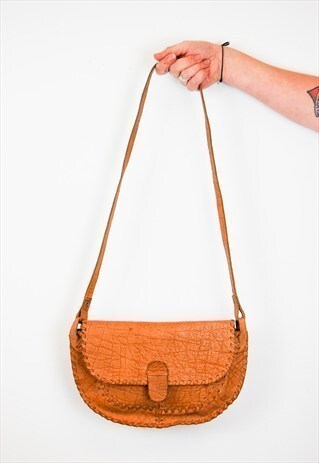 VINTAGE BOHO TAN BROWN TEXTURED LEATHER SADDLE BAG