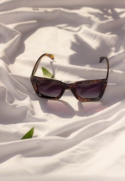 Tortoise Shell Chunky Bevelled Square Sunglasses