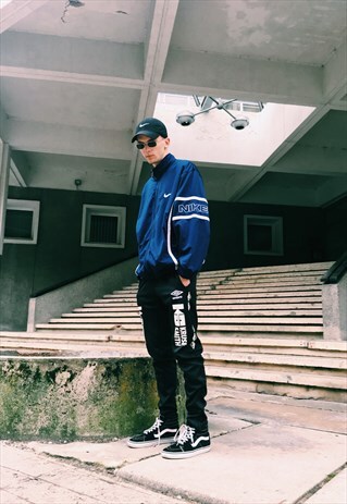 VINTAGE 90S BLUE NIKE TRACK JACKET