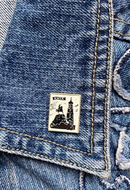 Vintage Kyiv architecture metal pin 