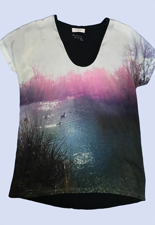 MULTICOLOURED OMBRE LAKE PRINT SHORT SLEEVE SCOOP NECK TOP