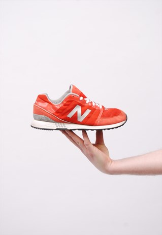 VINTAGE NEW BALANCE TRAINERS