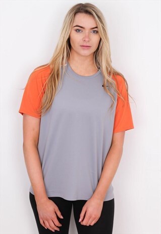 VINTAGE NIKE T SHIRT CGBTN16