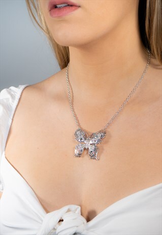 SILVER BUTTERFLY NECKLACE