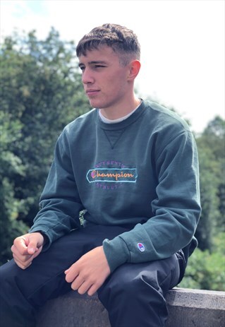 CHAMPION SWEATSHIRT