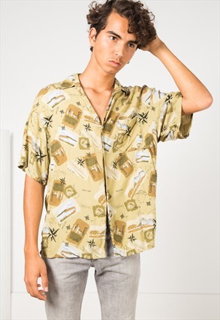 ON SALE VINTAGE 80S CRAZY PRINT SHIRT / S1601