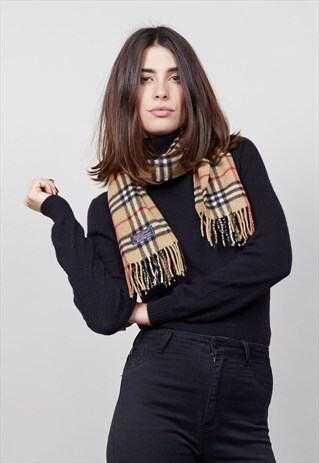 VINTAGE CLASSIC BEIGE TARTAN BURBERRY VIRGIN WOOL SCARF