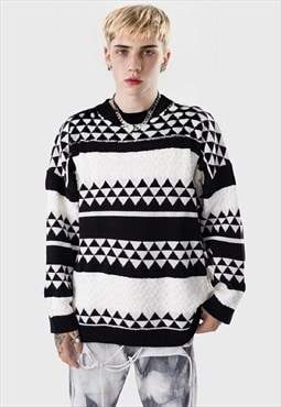 Geometric sweater triangle pattern box fit jumper in black