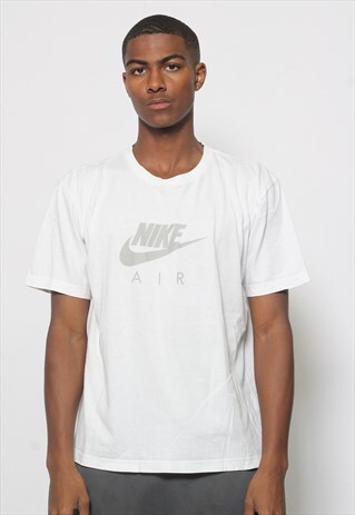 VINTAGE NIKE T-SHIRT