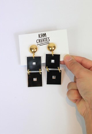 DOUBLE SQUARE STATEMENT STUD EARRINGS IN BLACK AND GOLD