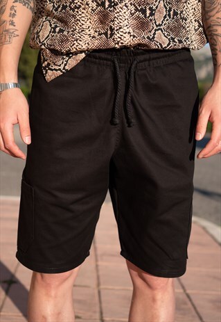 HANDMADE SHORTS IN BLACK WITH MULTI POCKETS