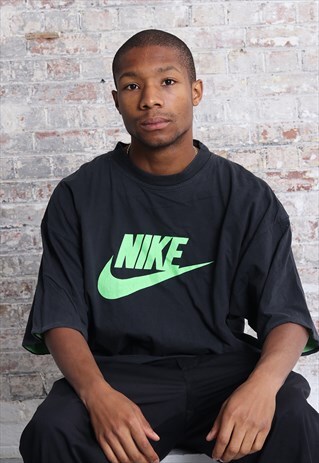 VINTAGE NIKE BIG LOGO T-SHIRT BLACK AND GREEN