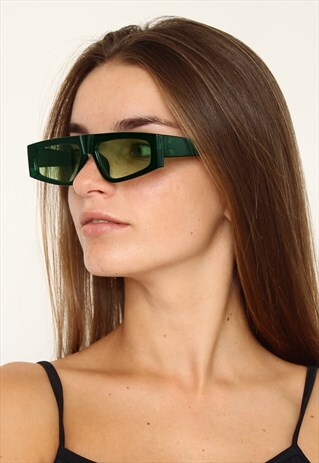 VISOR SUNGLASSES IN GREEN