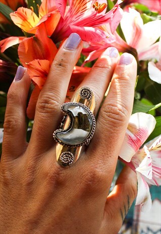 ADJUSTABLE WHITE MOON BOHO GLASS RING