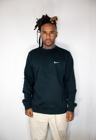 NIKE BLACK VINTAGE SWEATER