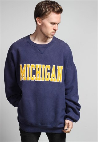 VINTAGE OVERSIZED USA SWEATSHIRT