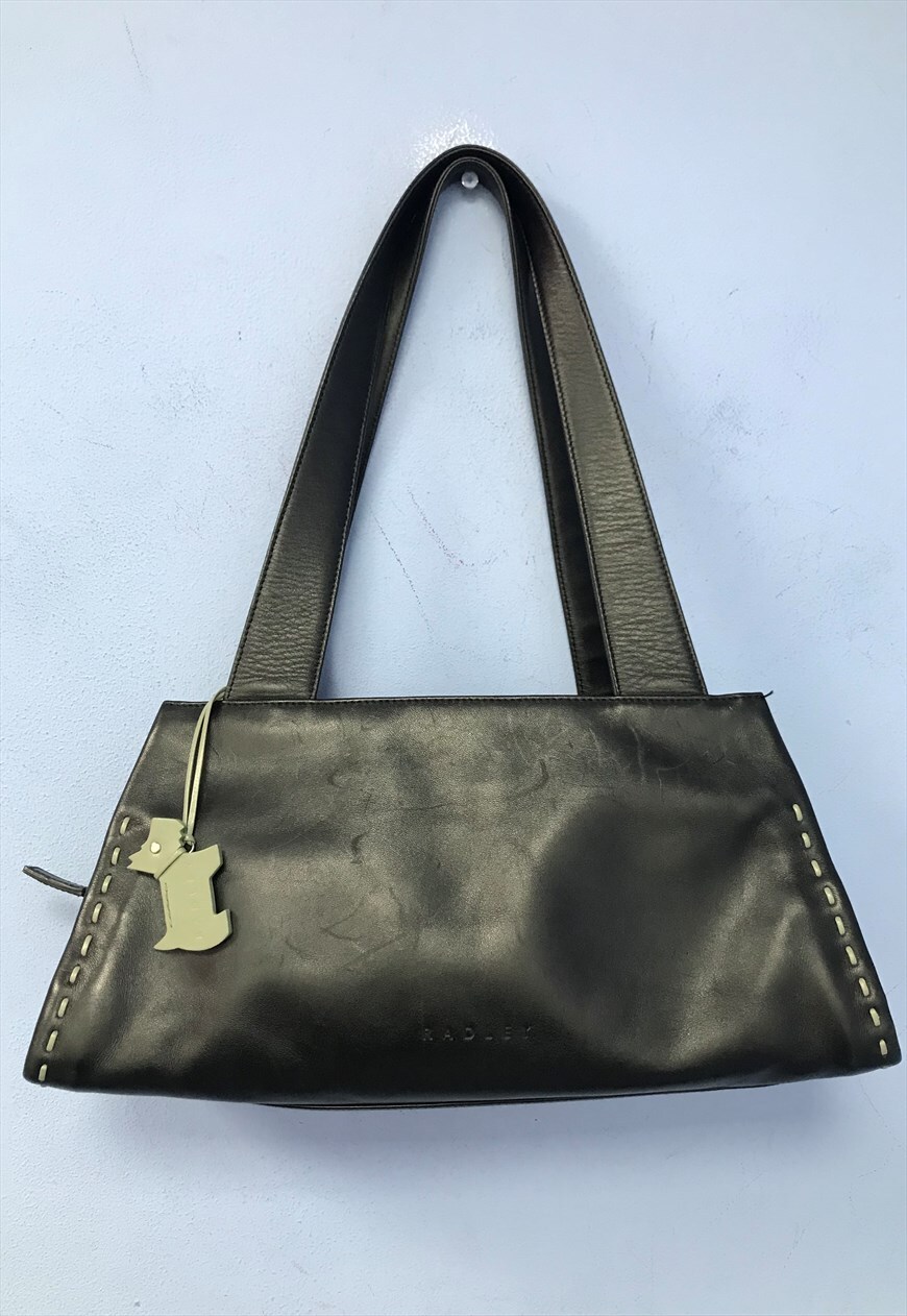 Small black store leather grab bag