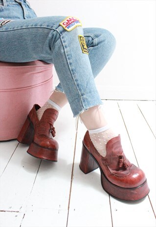GENUINE VINTAGE 70S BROWN LEATHER PLATFORM BROGUE HEELS