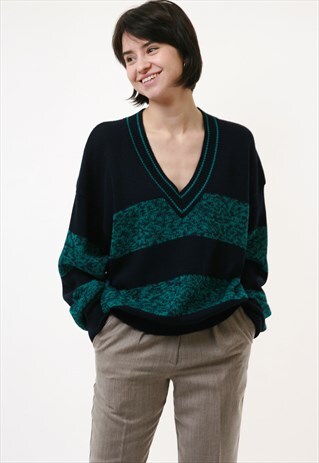 80S VINTAGE VTG RARE AUSTRIAN STRIPED V NECK WOOL SWEATER 31