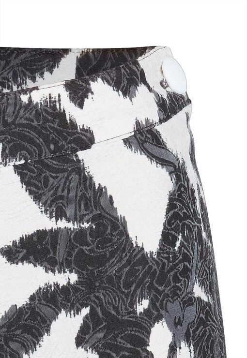 garment image