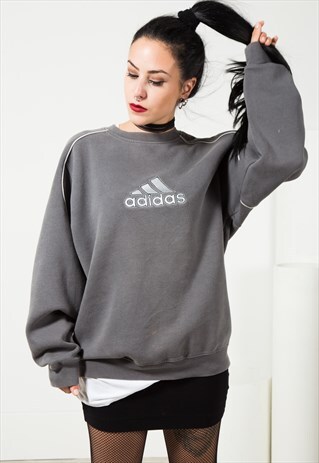 VINTAGE ADIDAS SWEATSHIRT / S1898