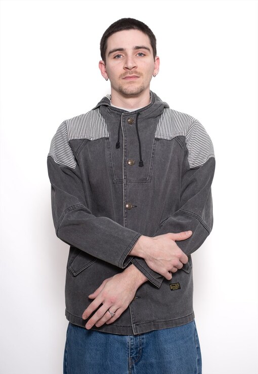 garment image
