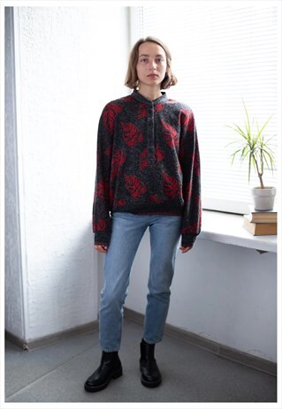 VINTAGE 70'S GREY/RED KNITTED JUMPER