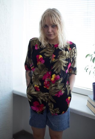 VINTAGE 80'S BLACK FLOWER PATTERNED SHIRT