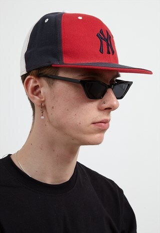 VINTAGE RED YANKEES FULL-CAP