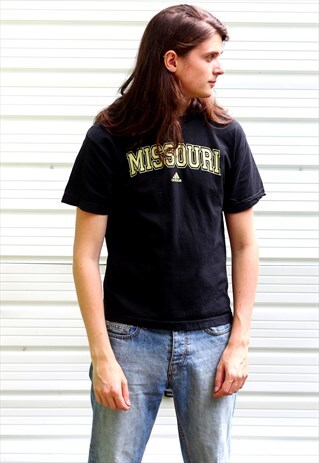 1990'S VINTAGE BLACK GRAPHIC ADIDAS MISSOURI PRINT T-SHIRT