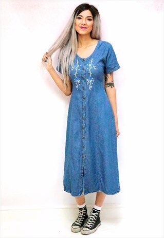 1990S VINTAGE BUTTON UP FLORAL EMBROIDERED DENIM MIDI DRESS