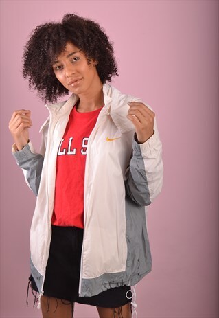 BEIGE NIKE SHELL JACKET GTJ3468