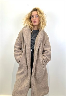 Wool Coat in Taupe 