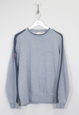 Vintage ellesse sweatshirt in grey. Best fits M