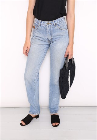 VINTAGE BLUE DENIM HIGH WAISTED MOM JEANS