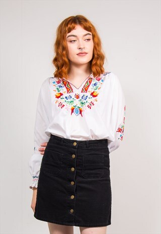 70'S VINTAGE WHITE FLORAL EMBROIDERED HIPPIE FESTIVAL TOP