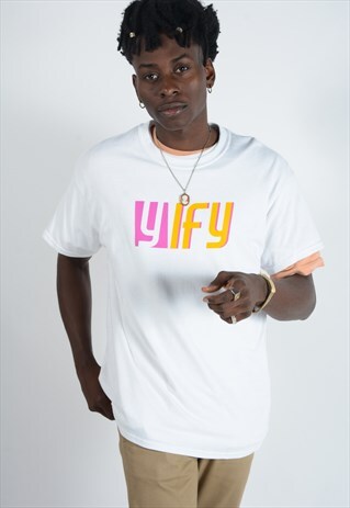 GRAPHIC PRINT SKATER T-SHIRT IN WHITE