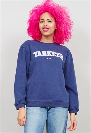 VINTAGE BLUE NIKE YANKEE SWEATER
