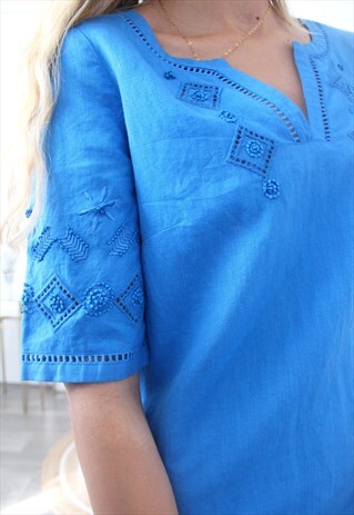 VINTAGE DRESS MBROIDERY AND BEADS ON THE NECKLINE