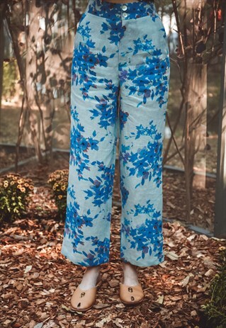 RICOCHET HIGHWAIST STRAIGHT-LEG TROUSER WITH PEARL BUTTONS